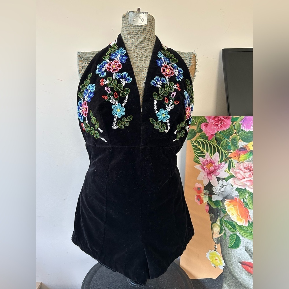 GLAMOROUS VELVET PLUNGE HALTER ROMPER, BEADED EMBELLISHMENT. GORGEOUS SZ.L - Picture 2 of 10